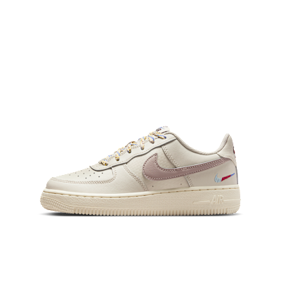 公式正規品!★ AIR FORCE 1 LV8 OLDER SHOE Nike Air Force 1 LV8 1 Older Kids' Shoes. Nike ID